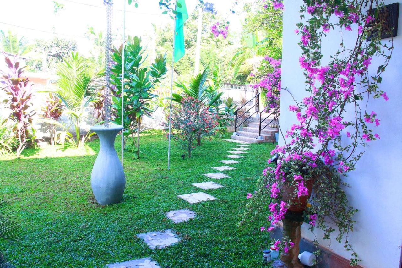 Dil'S Place Beruwala Exterior photo